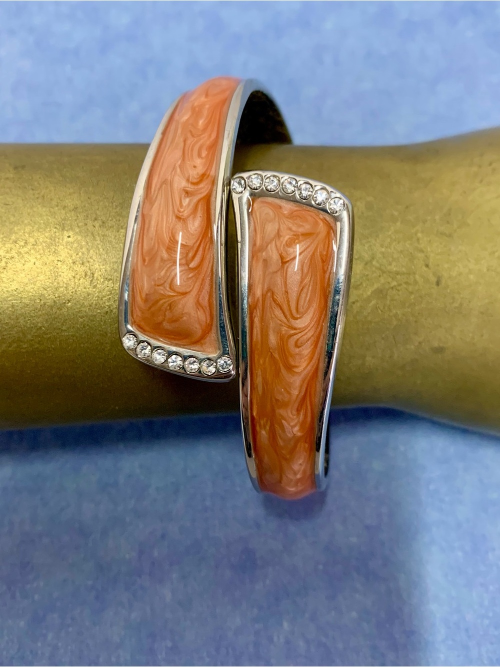 FUMI Patented 3-in-1 Purse Hook Bangle Bracelet Charm - Coral/Silver